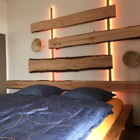 Stadthaus Artur - Apartment Madrid Remscheid Bagian luar foto