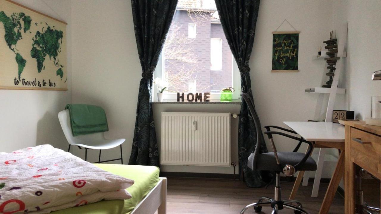 Stadthaus Artur - Apartment Madrid Remscheid Bagian luar foto