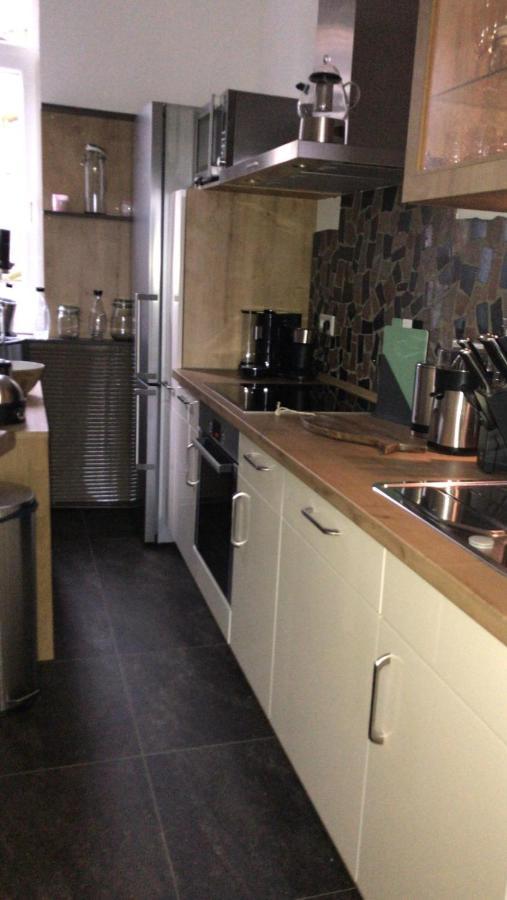 Stadthaus Artur - Apartment Madrid Remscheid Bagian luar foto